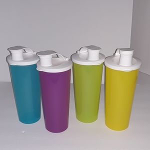 Tupperware 16 oz. Tumblers with Flip Top Seals - Like New